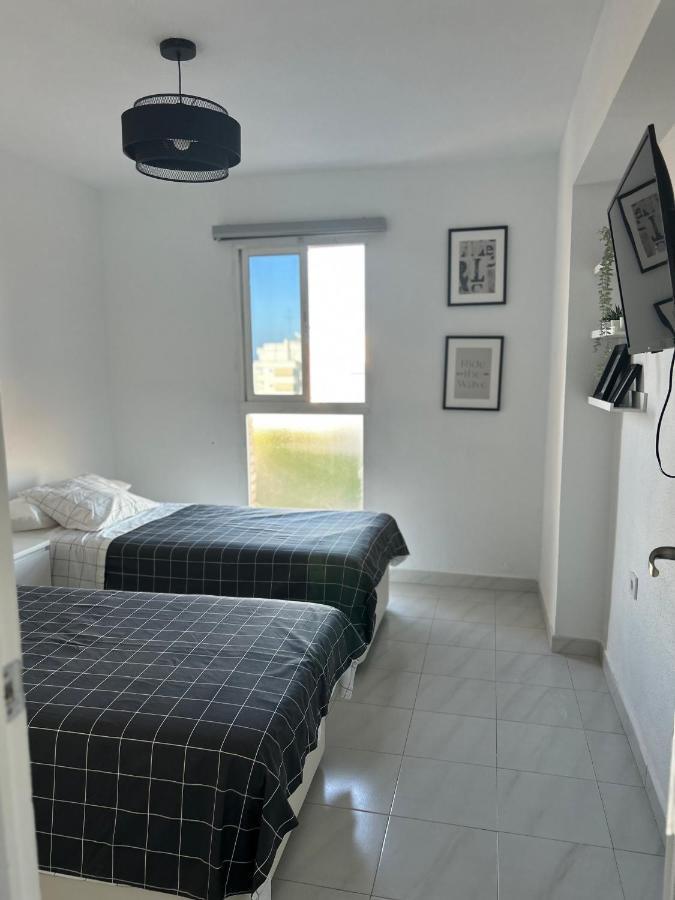 Apartamentos Acuario เบนัลมาเดนา ภายนอก รูปภาพ