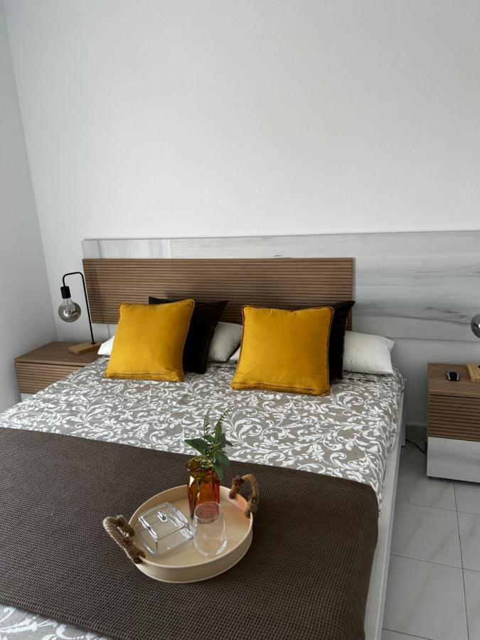 Apartamentos Acuario เบนัลมาเดนา ภายนอก รูปภาพ